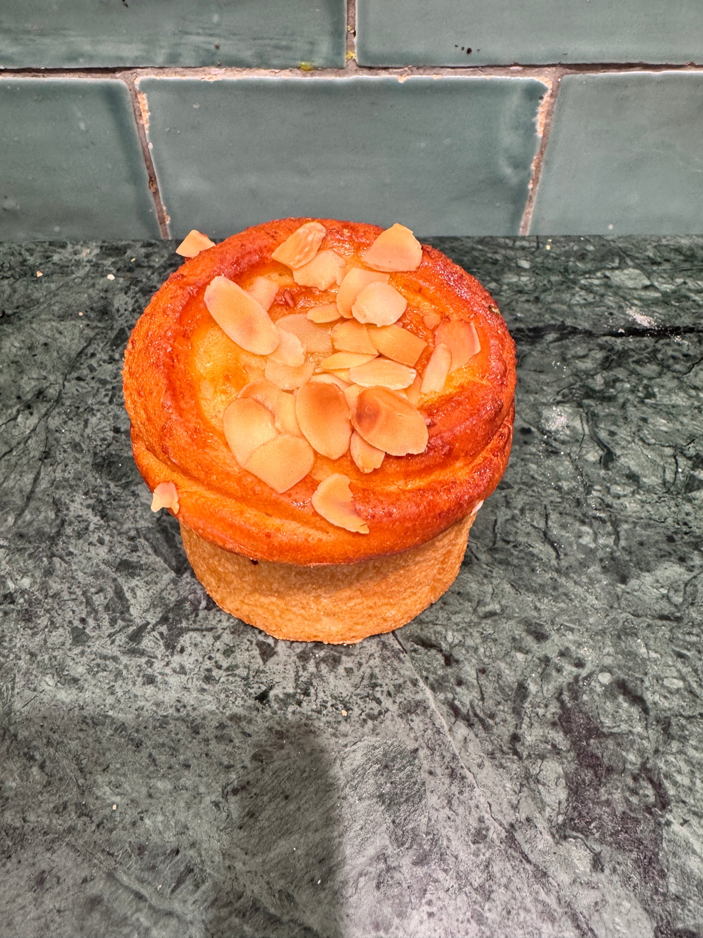 Babka roll frangipane